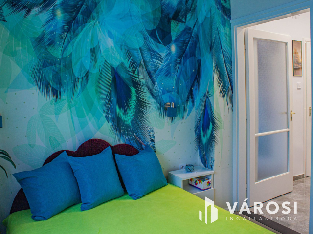 Béketelepi 2 generációs családi ház