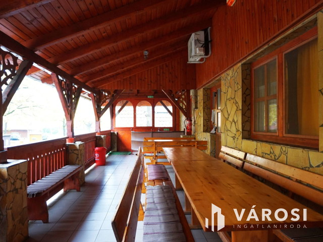 Fogadó alternatív fűtéssel a gyógyfürdő mellett