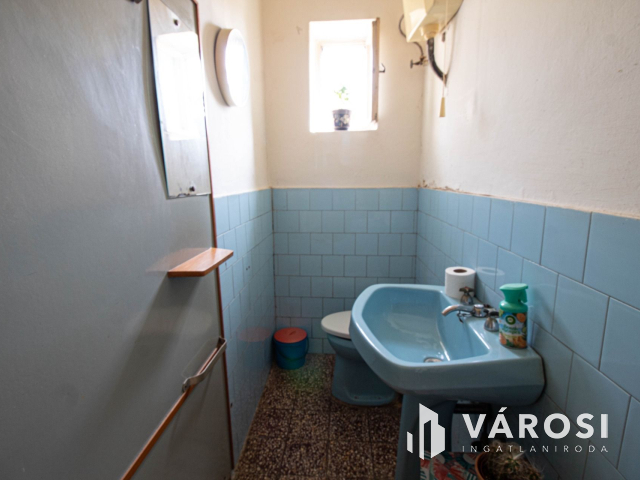 2 generációs ház a belváros közelében