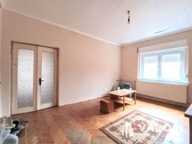 Somoskőújfaluban két ház együtt eladó