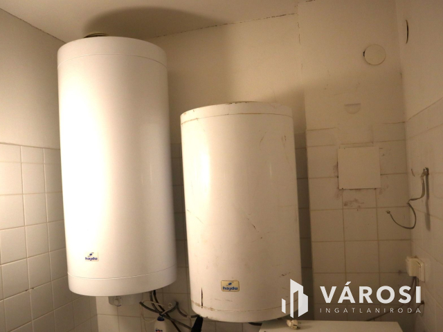 Eladó pizzéria és lakás egyben verhetetlen áron