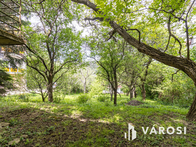 Befektetőknek! II. kerület zöldmáli városrészben!