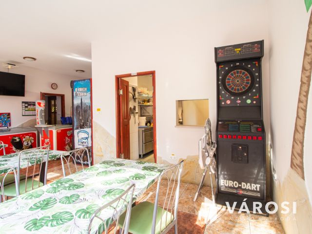 Üzlethelyiség, étterem