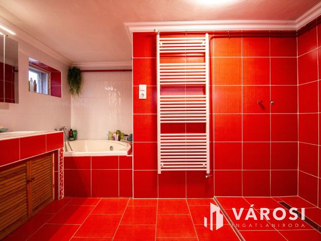 Tágas, kényelmes otthon Szeged-Kiskundorozsmán!