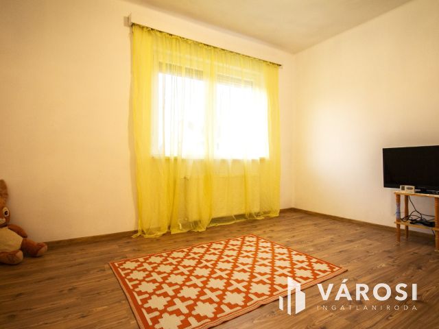 Tágas, kényelmes otthon Szeged-Kiskundorozsmán!