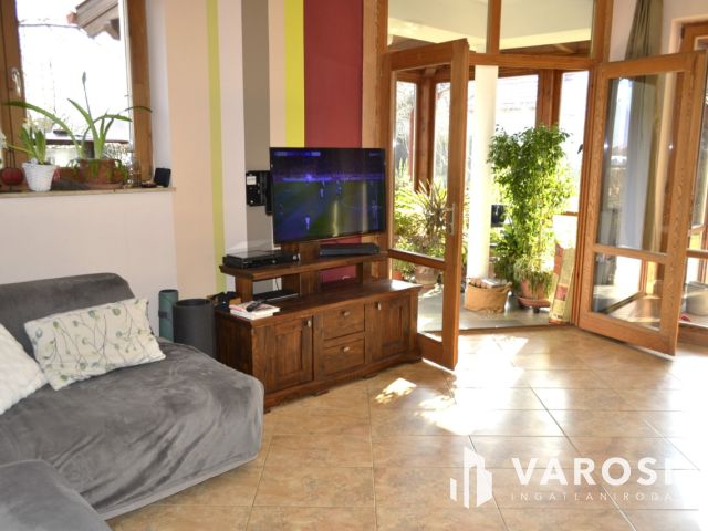 Neves tervező munkája eladó Nemesvámoson!