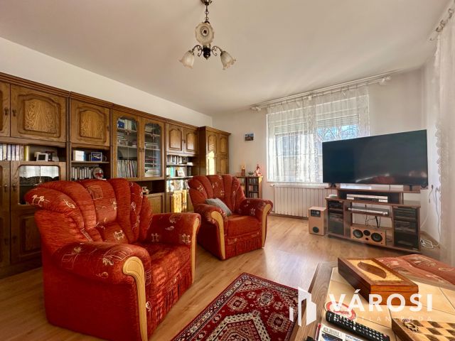 Zagyvapálfalván 4 szobás családi ház eladó!