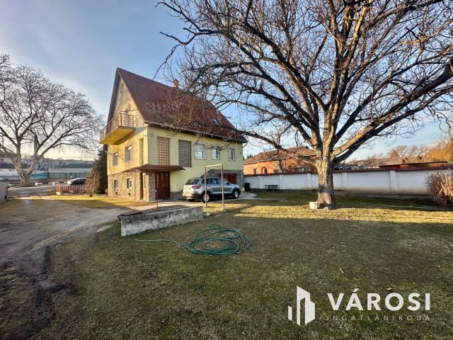 Zagyvapálfalván 4 szobás családi ház eladó!