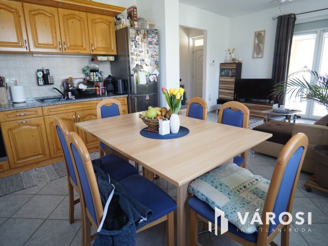 Jó elrendezésű, modern családi ház!