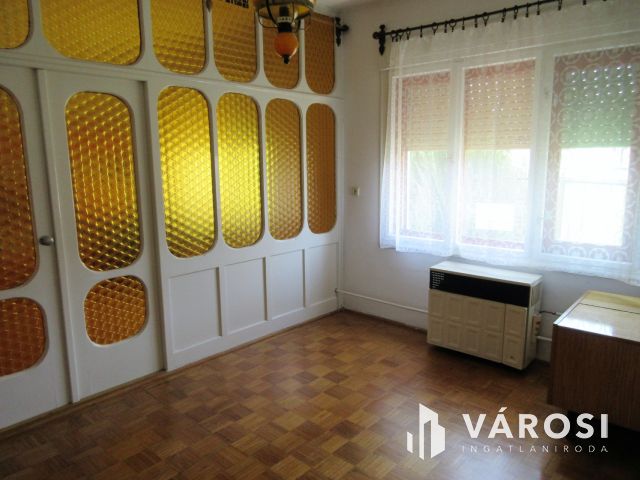 Szuper téglaház Tótkomlóson – akár két generációnak is!