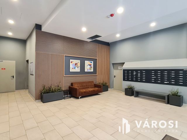 Elektromos autó töltős teremgarázshely a XIII. kerületben