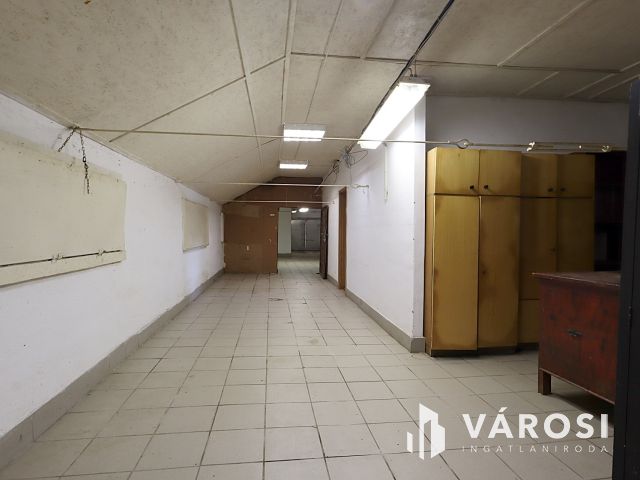 Üzemre, telephelyre vagy raktárra van szüksége? Megtalálta!