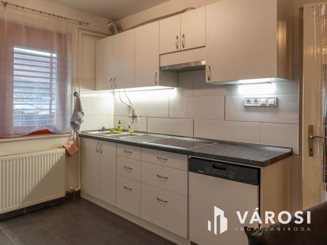 Stílusos, felújított családi ház Orosházán