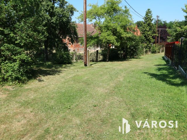 Ivánc,Őrség,csendes helyen,3szobás,felújítandó ház eladó