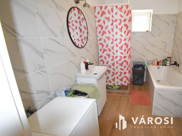 4 apartmanos birtok Hévíz szívében!