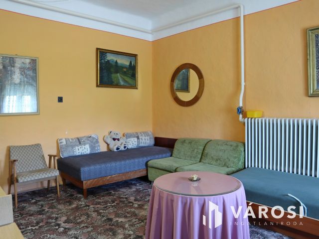 Polgári jellegű családi ház a Békési Gyógyfürdő közelében