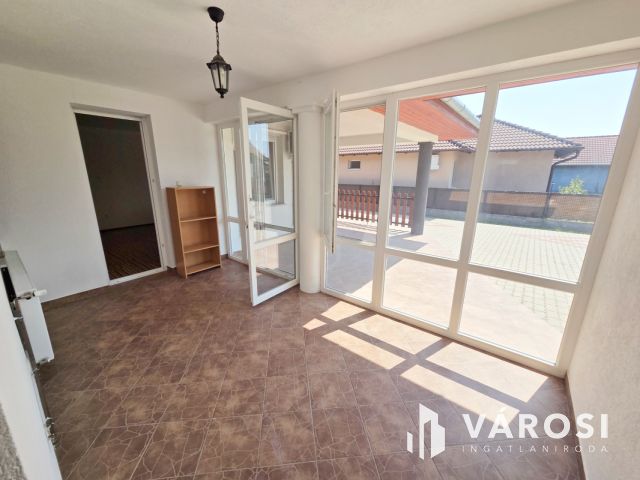 Mediterrán hangulatú ház Tökölön