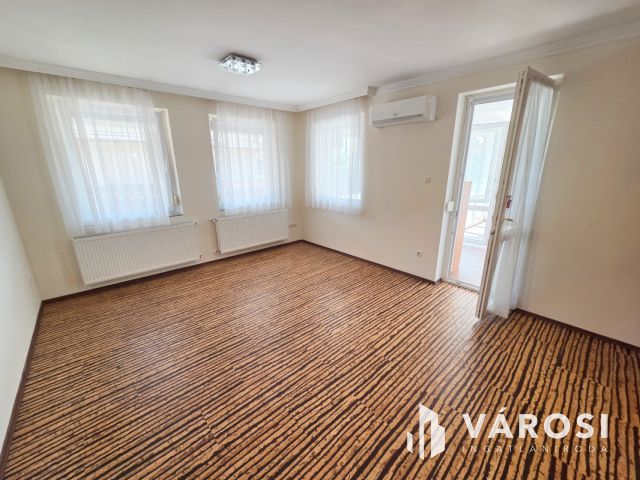 Mediterrán hangulatú ház Tökölön