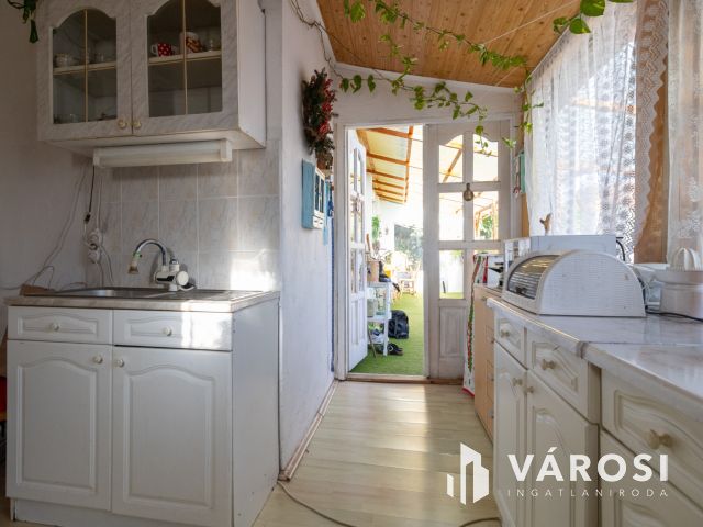 Családi ház Jaminában, nappali+3 szobával,nagy kerttel