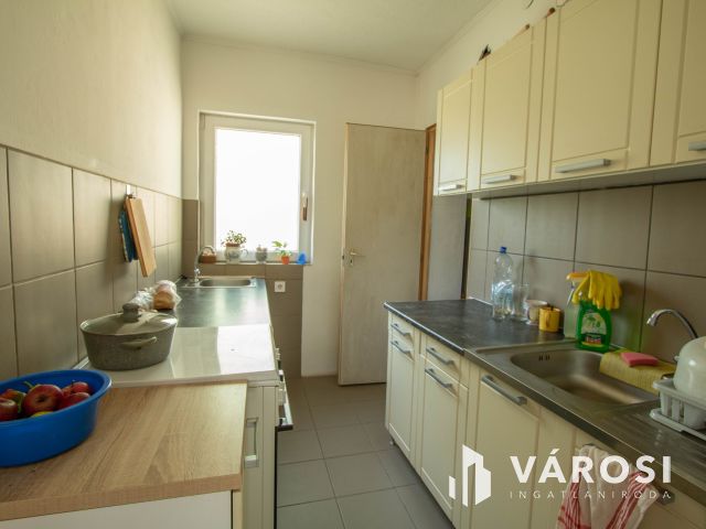 Erdő közepén, a természet szomszédságában élni jó.