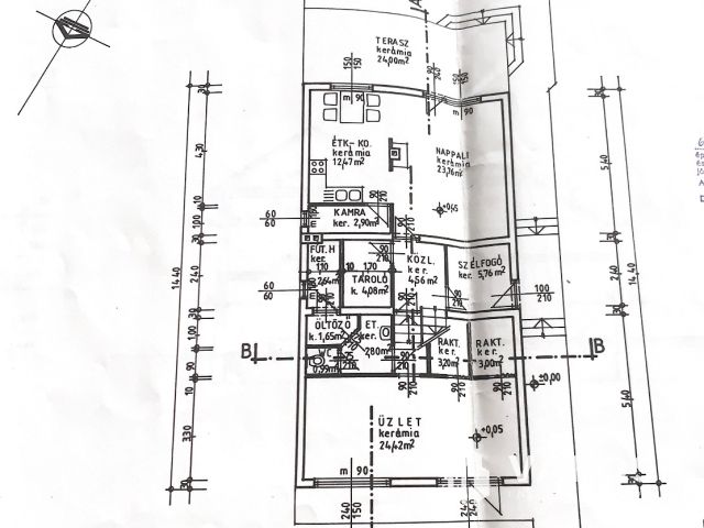 Debrecen-Józsán szép családi ház ,hatalmas műhellyel   eladó