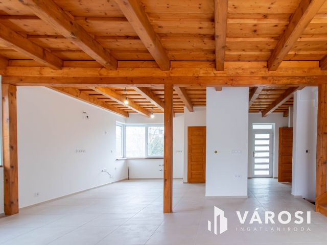 Új Építésű, A+++ Energiabesorolású Ikerház Fél Zsámbékon