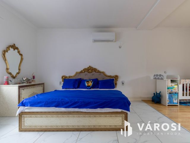 Tip-top kis ház békésen