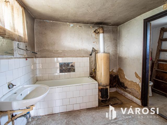 Felújítandó családi ház Sand településen