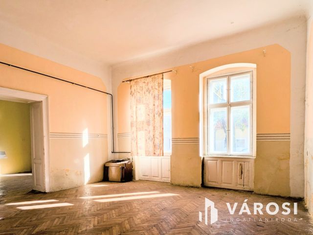 Nagypolgári Nagy ház Nagy telken!