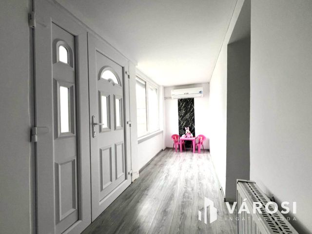 Nyugodt csendes környezetben, barátságos ház eladó