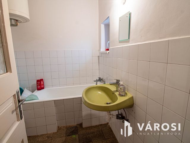 Házikó a Cserta patak mentén