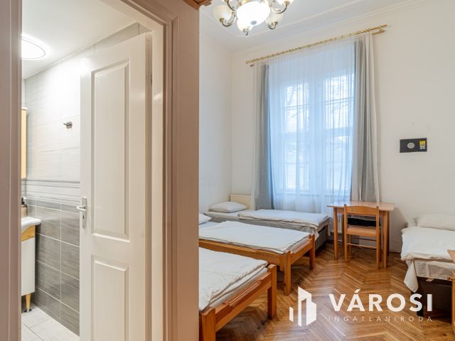 Egy szelet történelem a Bécsi körúton