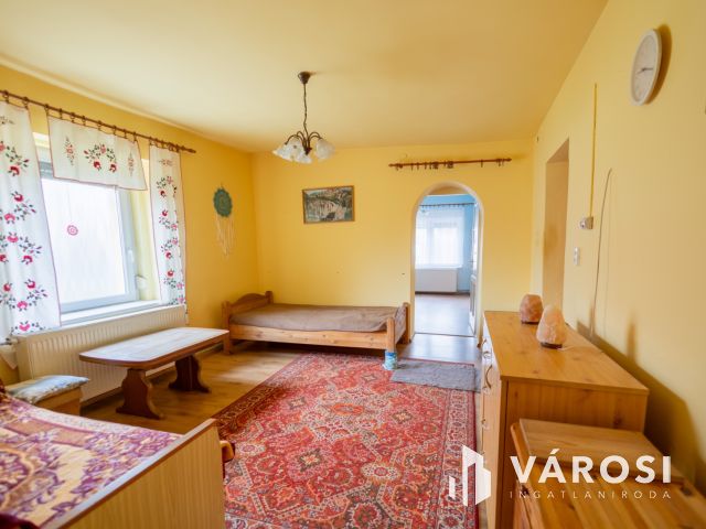 Tornácos családi ház Kiskundorozsmán