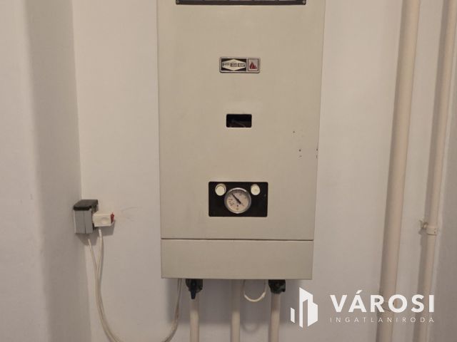 Lakás árban ház a Kertvárosban-Debrecen