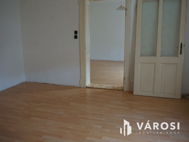 Tágas családi ház Csúcsban