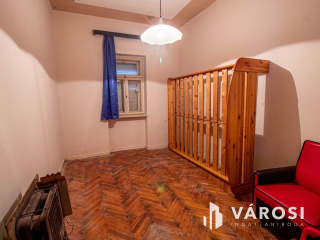 Tágas családi ház remek áron