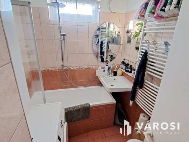 Egyetem közelében 51 nm-es lakás megvásárolható garázzsal