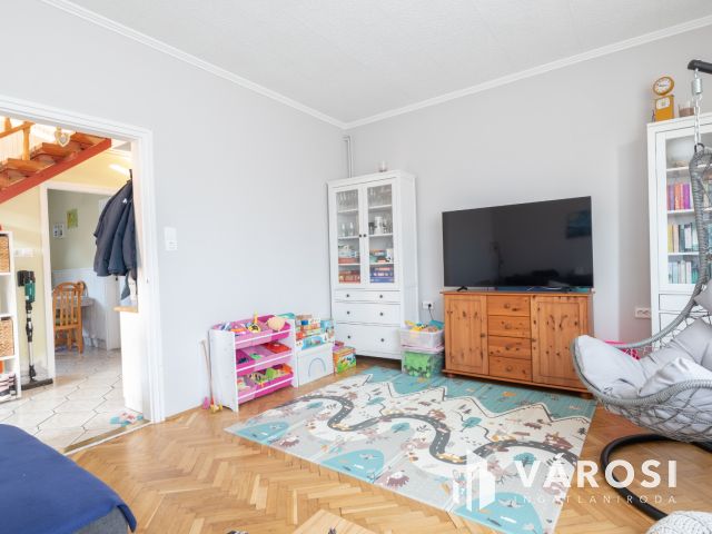 Algyői 4 szobás ikerház