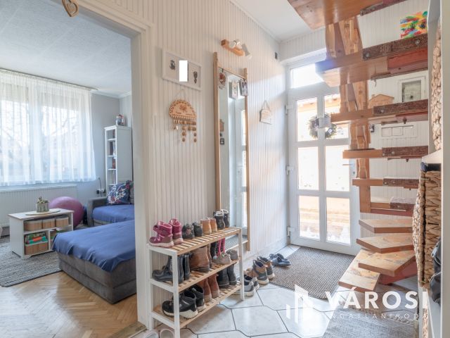 Algyői 4 szobás ikerház