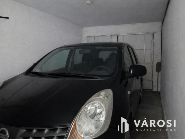 Sokoldalú lehetőségeket kínáló családi ház ELADÓ!