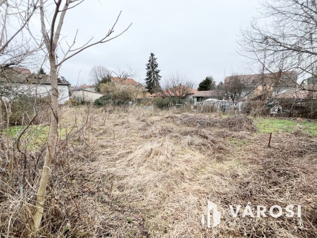 Felújítás alatt lévő családi ház Rákoscsabán!