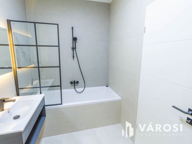 Prémium minőség, alacsony rezsi, kiváló lokáció IX ker