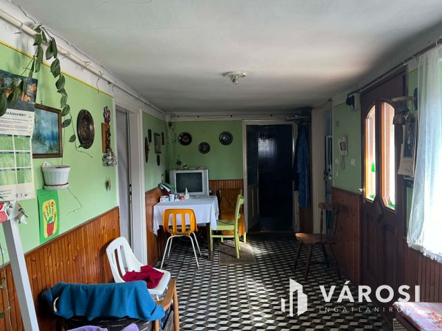 Barátságos, azonnal költözhető, 4 szobás vidéki házikó