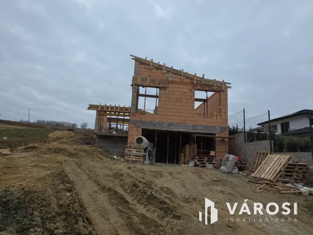 Panorámás, új építésű ház Bocföldén