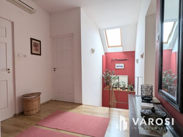 Tökéletes családi otthon a kertvárosban!