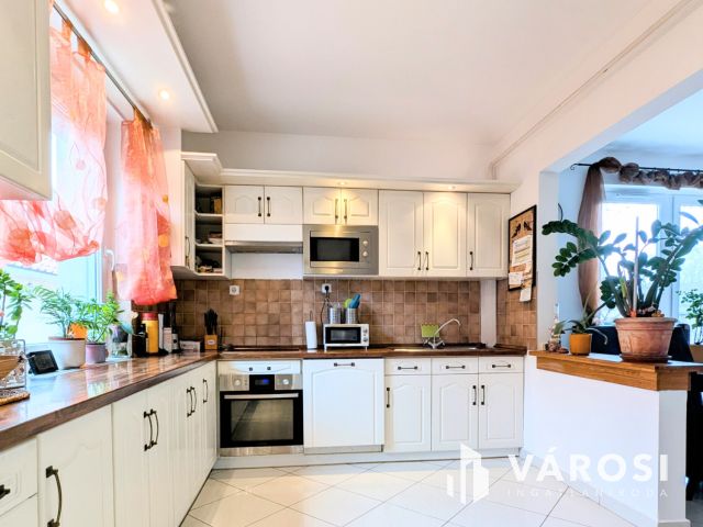 Tökéletes családi otthon a kertvárosban!