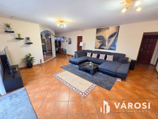 Minden igényt kielégítő családi ház Szigethalmon