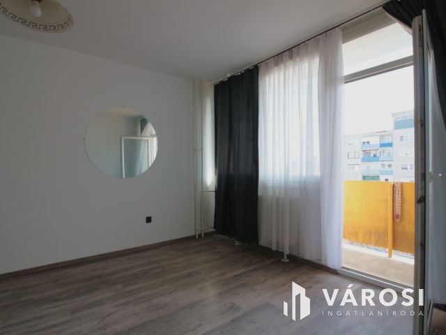 Rózsa utcában eladó lakás