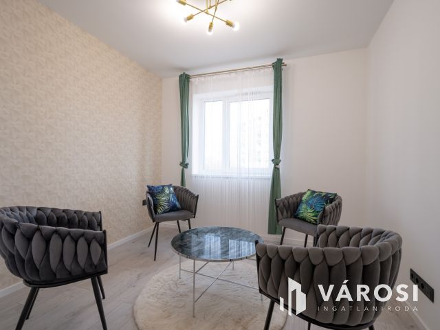 Nagy erkélyes, okosotthon a 13. kerületben