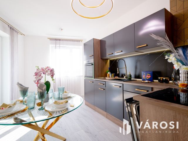 Nagy erkélyes, okosotthon a 13. kerületben